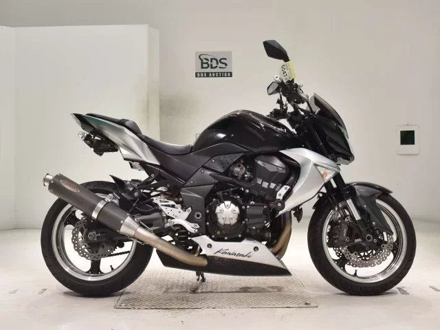 Kawasaki Z1000-3 лот № 5047 оценка 4  с аукциона в Японии