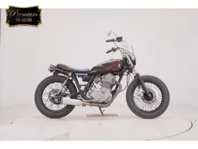 Yamaha SR400-3  с аукциона в Японии