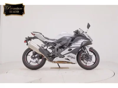 Kawasaki ZX-4R SE  с аукциона в Японии