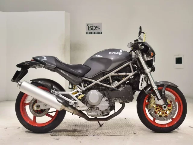 Ducati  MONSTER S4 лот № 2918 оценка 4  с аукциона в Японии