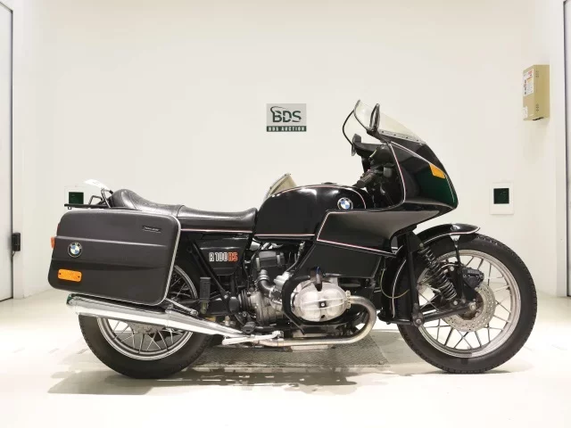 BMW  R100RS лот № 0419 оценка 4  с аукциона в Японии