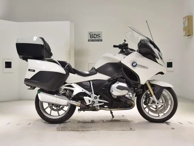 BMW  R1200RT лот № 2679 оценка 4  с аукциона в Японии