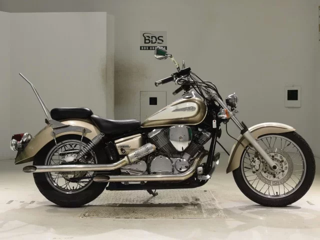 Yamaha DRAGSTAR 250 лот № 0172 оценка 4  с аукциона в Японии