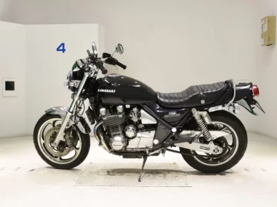 Kawasaki ZEPHYR1100  с аукциона в Японии