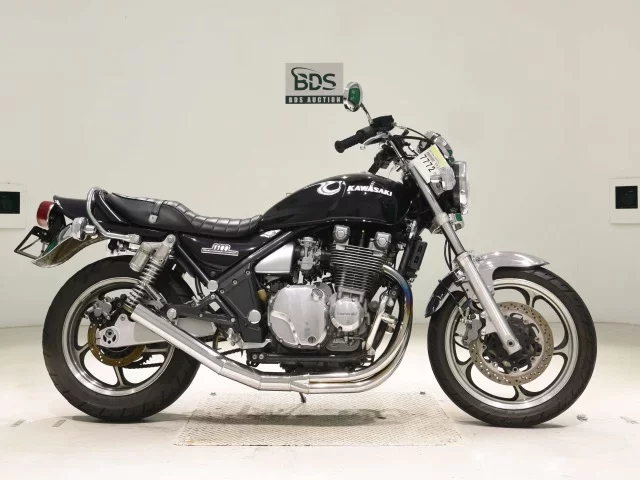 Kawasaki ZEPHYR1100 лот № 7772 оценка 4  с аукциона в Японии