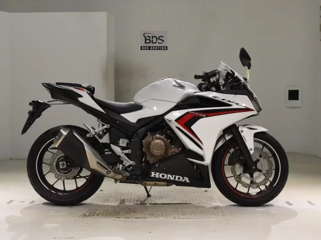 Honda CBR400R-2 лот № 7617 оценка 5  с аукциона в Японии