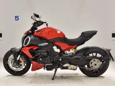 Ducati DUCATI DIAVEL V4  с аукциона в Японии
