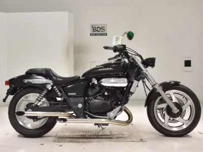 Honda MAGNA 250  с аукциона в Японии
