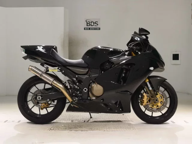 Kawasaki ZX-12R лот № 2851 оценка 4  с аукциона в Японии