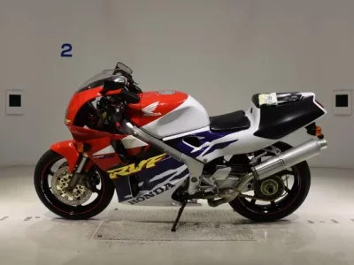 Honda RVF400  с аукциона в Японии