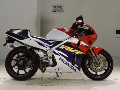 Honda RVF400  с аукциона в Японии