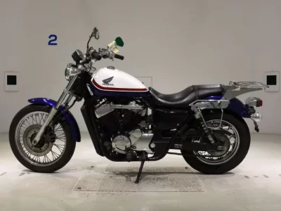 Honda VT400S  с аукциона в Японии