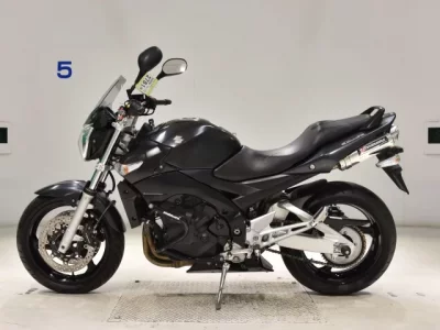 Suzuki GSR400  с аукциона в Японии