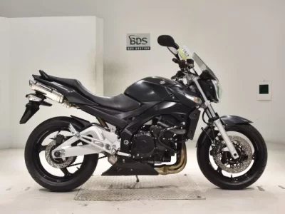Suzuki GSR400  с аукциона в Японии
