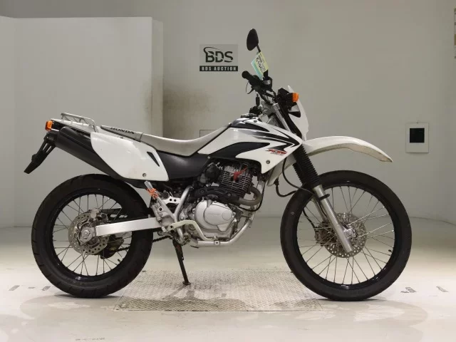 Honda XR230 лот № 5190 оценка 4  с аукциона в Японии