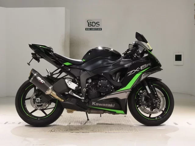 Kawasaki ZX-6RA лот № 8052 оценка 6  с аукциона в Японии