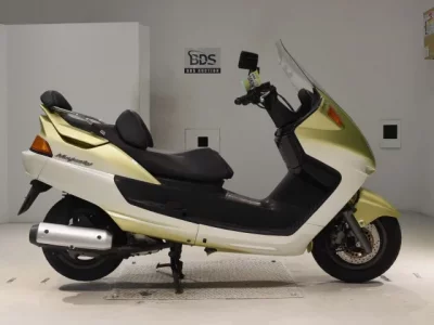 Yamaha MAJESTY 250  с аукциона в Японии