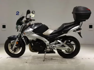 Suzuki GSR400  с аукциона в Японии