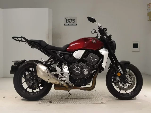 Honda CB1000R-2 лот № 7695 оценка 5  с аукциона в Японии