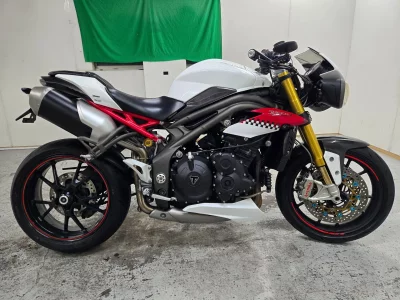 Triumph TRIUMPH SPEED TRIPLE R  с аукциона в Японии