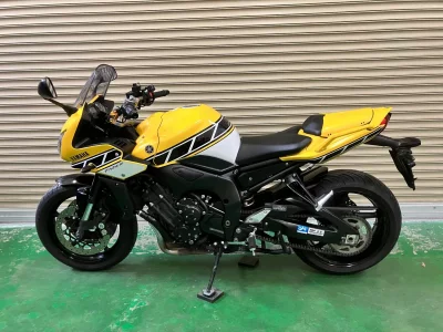 Yamaha FZ-1 FEATHER лот № 02107 оценка 4  с аукциона в Японии 2