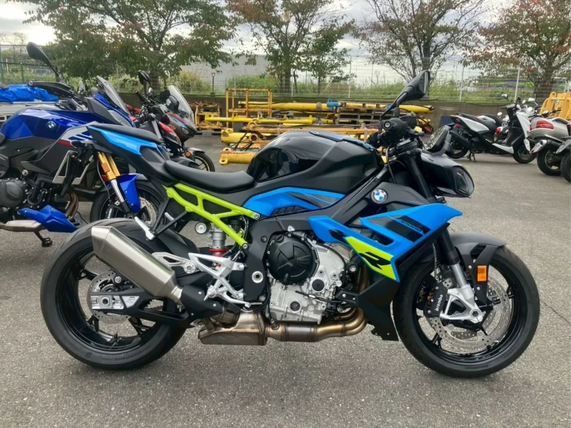 BMW  S1000R лот № 04299 оценка 8  с аукциона в Японии