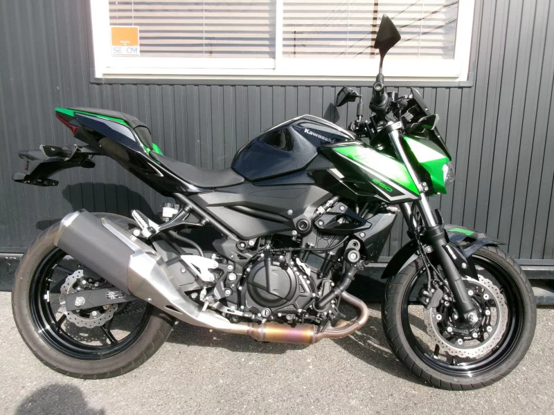 Kawasaki Z250 лот № 04308 оценка 5  с аукциона в Японии