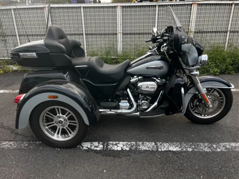 Harley-Davidson HARLEY FLHTCU лот № 02245 оценка 4  с аукциона в Японии