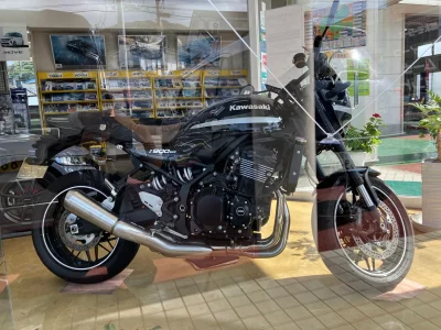 Kawasaki Z900RS CAFE 2021
