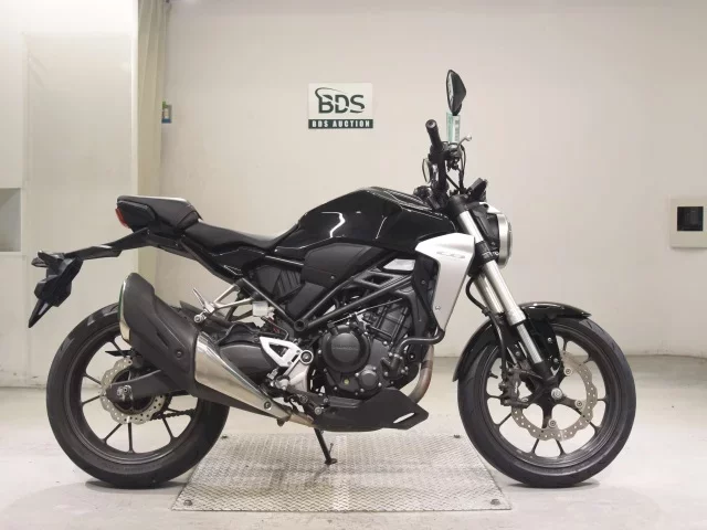 Honda CB250R лот № 5104 оценка 4  с аукциона в Японии