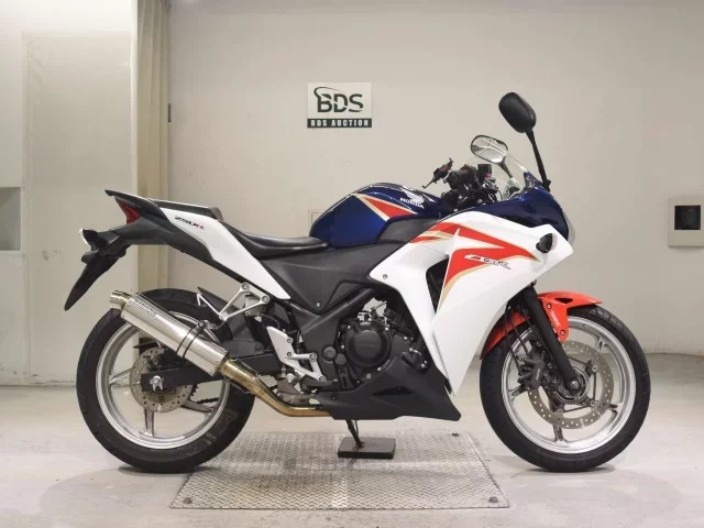 Honda CBR250R ABS лот № 5205 оценка 4  с аукциона в Японии