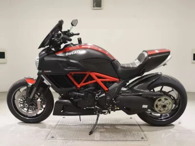 Ducati DUCATI DIAVEL CARBON  с аукциона в Японии