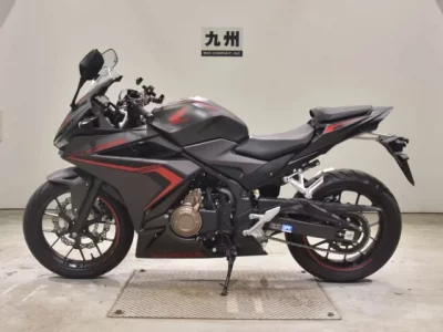 Honda CBR400R-2 лот № 2723 оценка 8  с аукциона в Японии 2