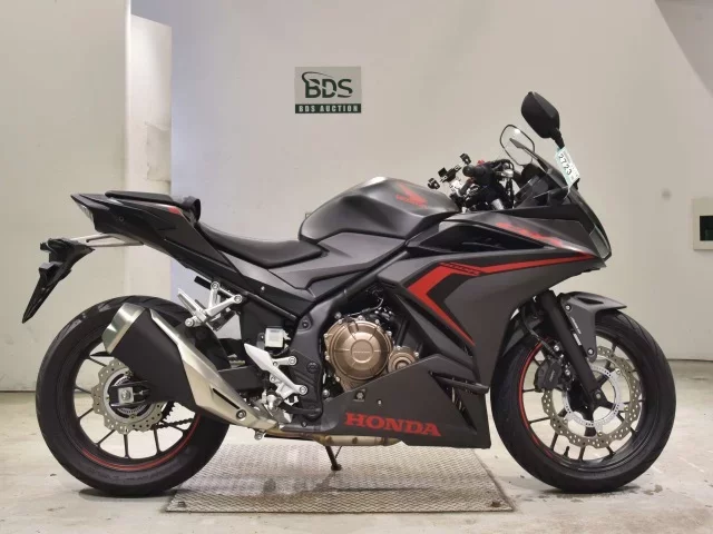 Honda CBR400R-2 лот № 2723 оценка 8  с аукциона в Японии