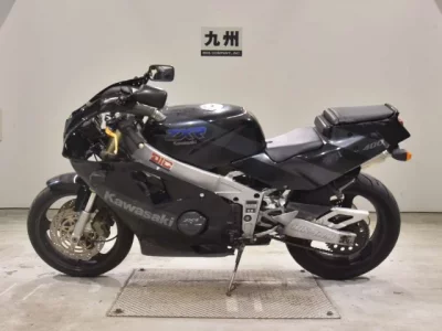 Kawasaki ZXR400-1  с аукциона в Японии