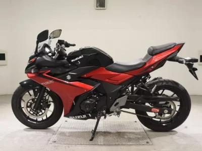 Suzuki GSX250RA  с аукциона в Японии
