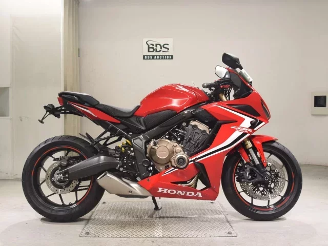 Honda CBR650R лот № 7622 оценка 4  с аукциона в Японии