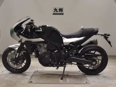 Honda HAWK11  с аукциона в Японии