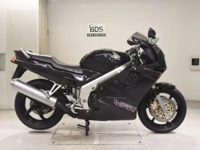 Honda VFR750F-2  с аукциона в Японии