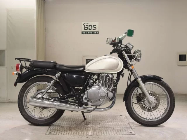 Suzuki ST250E лот № 7592 оценка 4  с аукциона в Японии