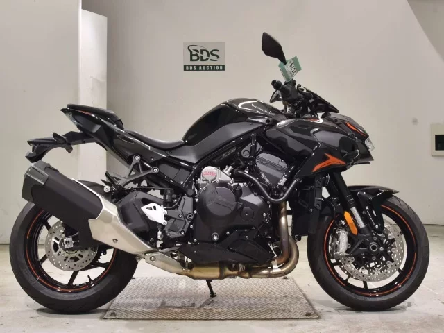 Kawasaki Z H2 лот № 2579 оценка 8  с аукциона в Японии