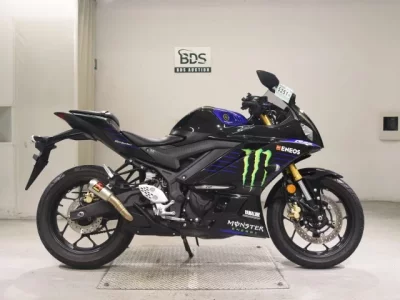 Yamaha YZF-R25A  с аукциона в Японии