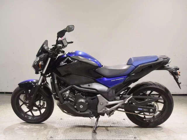 Honda NC750SD-2