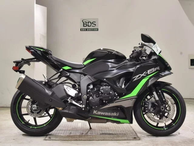 Kawasaki ZX-6RA лот № 2776 оценка 7  с аукциона в Японии