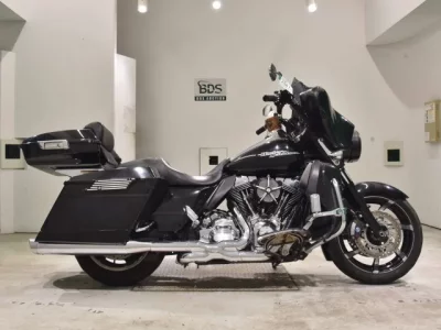 Harley-Davidson HARLEY FLHX1690  с аукциона в Японии