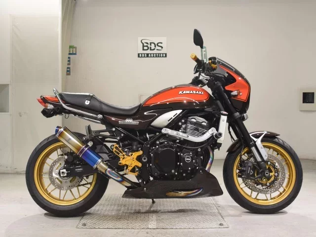 Kawasaki Z900RS лот № 5058 оценка 5  с аукциона в Японии