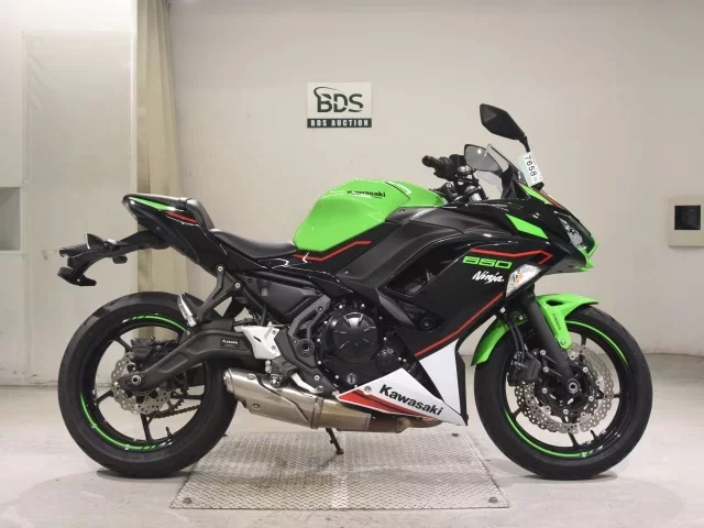 Kawasaki NINJA650A лот № 7658 оценка 4  с аукциона в Японии