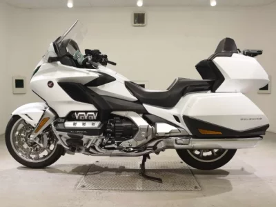 Honda GL1800 TOUR  с аукциона в Японии