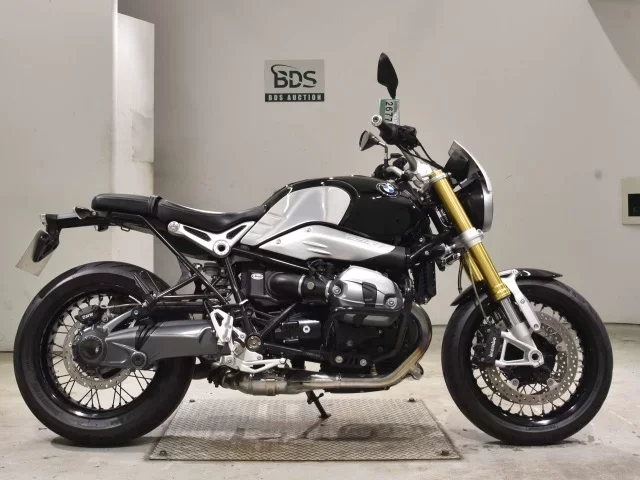 BMW  R NINE T лот № 2677 оценка 5  с аукциона в Японии