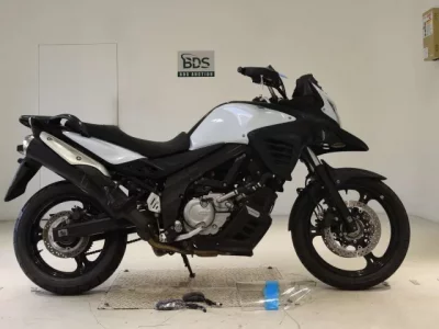 Suzuki V STROM 650A SHO LOUIS NOT EQUIPPED